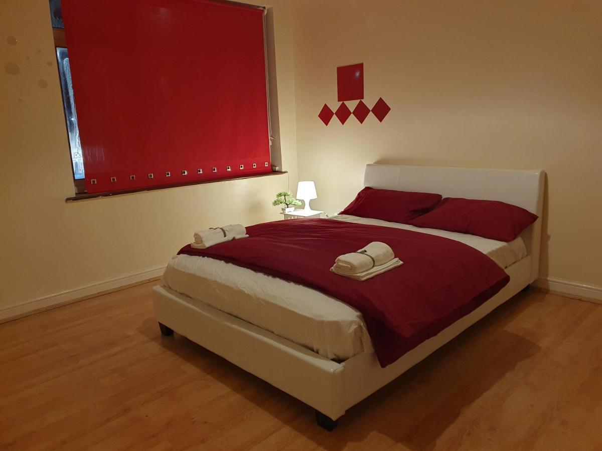 Amh Hotel - Greenford Station Northolt  Екстериор снимка